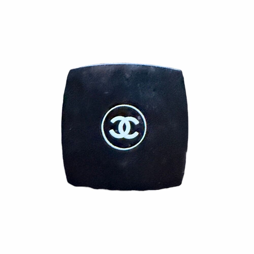 CHANEL Double Teint Poudre Double Perfection Makeup Travel Size .05 Oz Compact